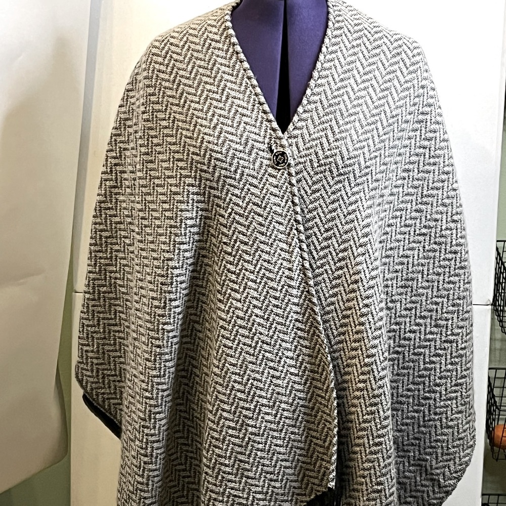 Calvin Klein Cape